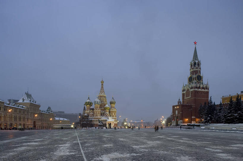 横图,方图,室外,建筑,欧洲,俄罗斯,亚洲,塔,尖顶,光亮,首都,历史,黄昏,地标建筑,摄影,照亮,红场,莫斯科,克里姆林宫,俄联邦,俄罗斯联邦,莫斯科州,五海之港,圣巴索大教堂,波克罗夫斯基教堂,圣巴索教堂,圣巴西利亚大教堂,莫斯科红场,圣巴西尔大教堂,彩图,旅行,大教堂,俄罗斯文化,柏拉仁诺教堂