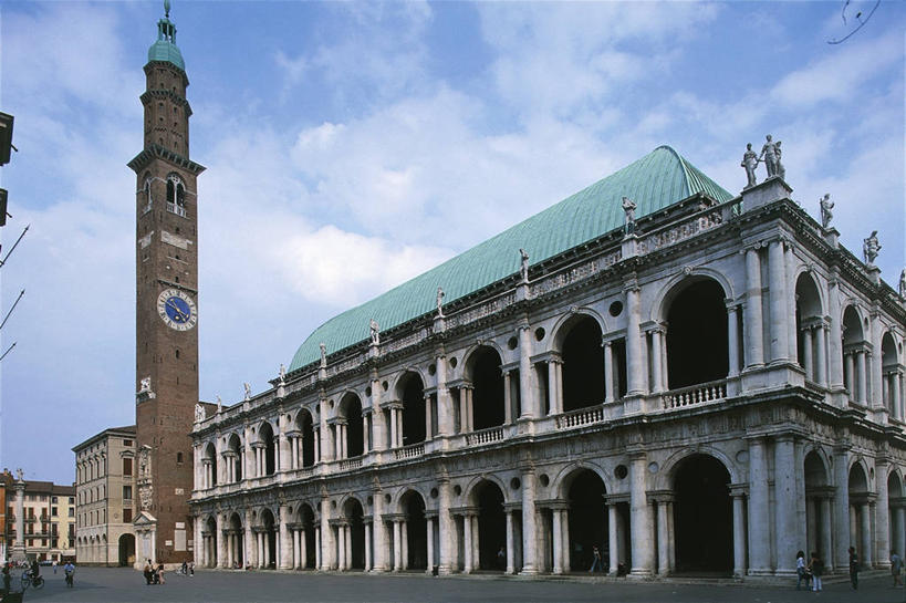 广场,横图,室外,白天,建筑,意大利,古城,塔,历史,钟塔,地标建筑,摄影,南欧,意大利文化,威尼托大区,维琴察,彩图,旅行