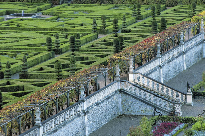 无人,横图,俯视,室外,白天,法国,欧洲,地标建筑,摄影,园林,西欧,法兰西,法国文化,中欧,法兰西共和国,卢瓦尔河谷,法兰西第五共和国,维朗德里城堡,安德尔.卢瓦尔省,树篱,中央大区,彩图,高角度拍摄,旅行,维朗德里