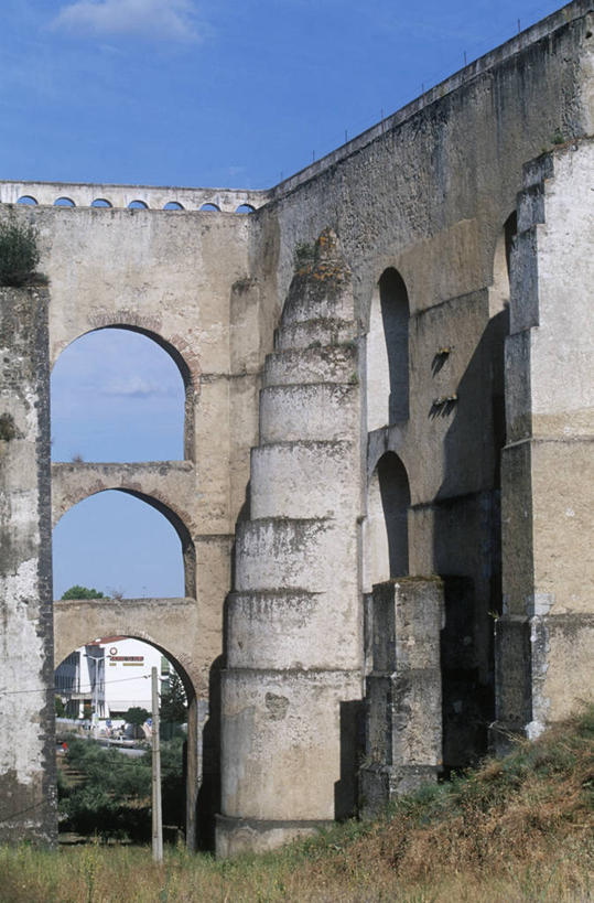 无人,竖图,室外,白天,旅游,度假,美景,建筑,葡萄牙,欧洲,景观,拱门,沟渠,历史,娱乐,废墟,自然,享受,休闲,景色,放松,摄影,自然风光,古代文明,古代史,阿连特茹,彩图,过去,波塔莱格里