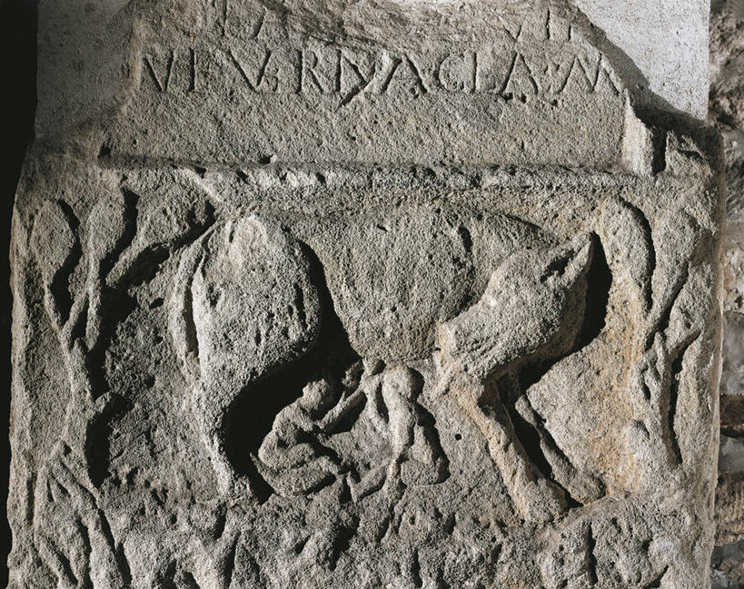 无人,横图,室内,特写,狼,神话,标志,符号,标识,古罗马,古代,摄影,关爱,性别符号,拉丁文,美术工艺,彩图,浅浮雕,男性符号,雕刻术