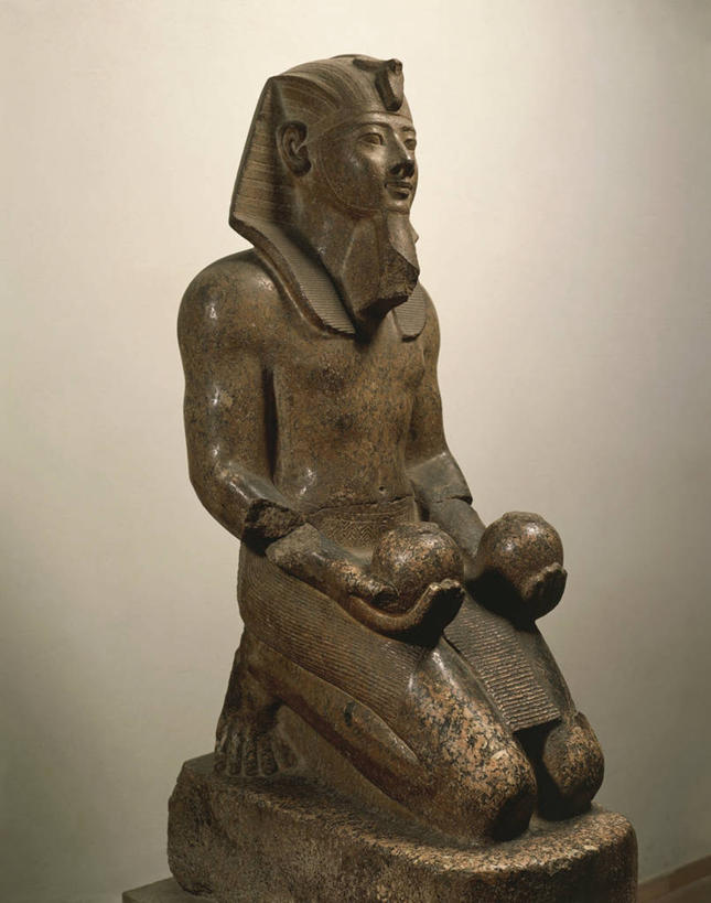 无人,竖图,室内,白色背景,雕塑,标志,雕像,符号,拿着,历史,标识,古代,摄影,权威,法老,性别符号,古埃及文明,古代文明,美术工艺,跪着,彩图,男性符号