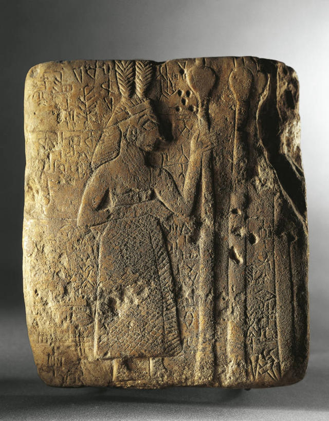 无人,站,竖图,室内,灰色背景,拿着,古代,一个,灰色,摄影,单个,古代文明,美术工艺,彩图,浅浮雕