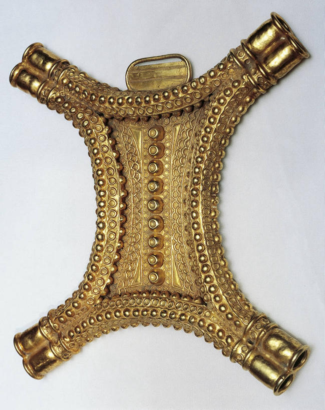 无人,竖图,特写,白色背景,珠宝,古代,摄影,中东文化,古代文明,美术工艺,彩图,影棚拍摄