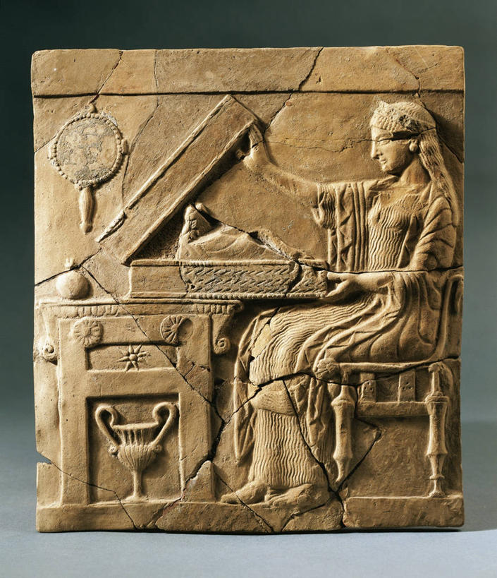 无人,竖图,特写,雕塑,灰色背景,艺术,陶瓷制品,历史,破坏,破损,盒子,古代,一个,灰色,打开,摄影,单个,损坏,开启,手艺,古希腊,古代文明,美术工艺,彩图,影棚拍摄,冥后珀耳塞福涅