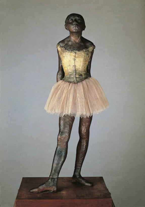 无人,竖图,裙子,雕塑,表演,灰色背景,艺术,雕像,历史,扮演,古代,一个,灰色,短裙,摄影,单个,演出,手艺,青铜,芭蕾舞裙,芭蕾裙,美术工艺,舞者,彩图,影棚拍摄,舞蹈