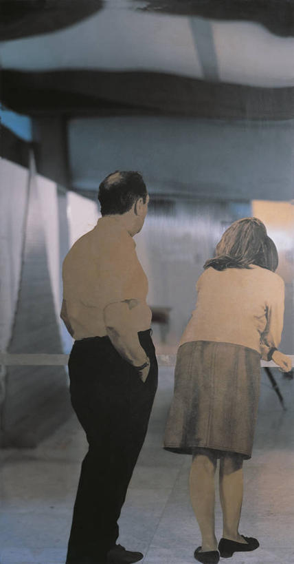 成年人,两个人,站,竖图,室外,白天,背面,靠,靠着,摄影,简单,男人,女人,彩图