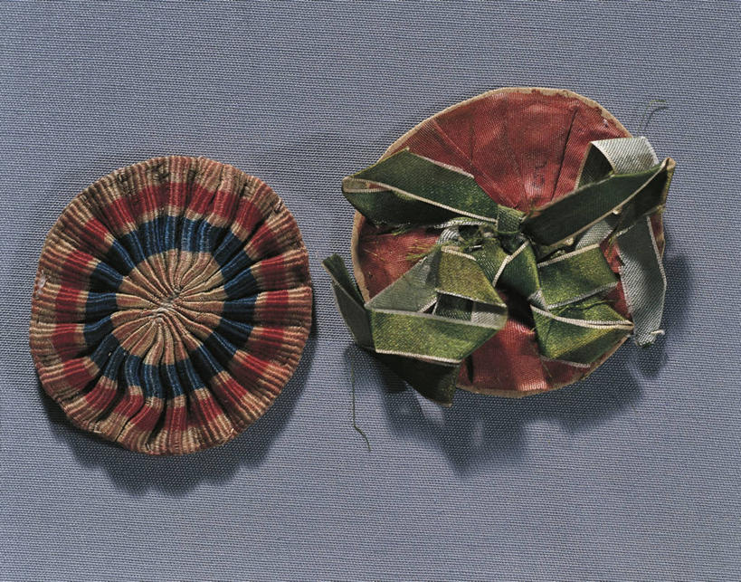 无人,横图,灰色背景,历史,两个,灰色,摄影,18世纪,美术工艺,彩图,影棚拍摄,法国大革命