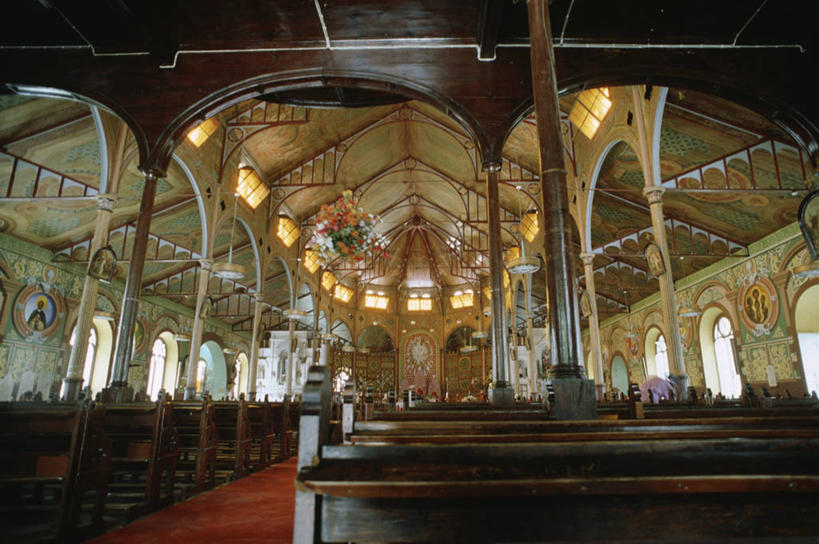 无人,横图,室内,白天,建筑,圣卢西亚,柱子,长椅,拱门,摄影,宗教,照亮,基督教,祭坛,小安的列斯群岛,灵性,彩图,大教堂,卡斯特里港