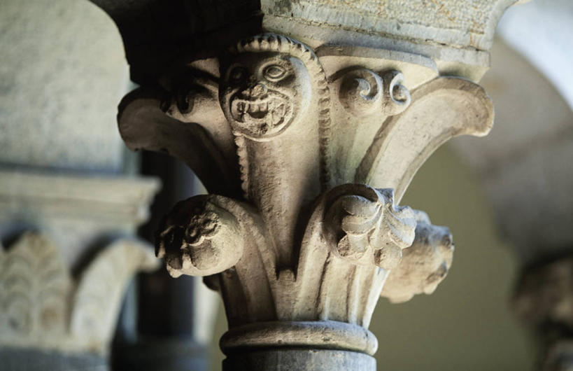 无人,横图,室外,特写,白天,建筑,雕塑,意大利,柱子,摄影,基督教,伦巴第大区,美术工艺,修院,彩图,柱头