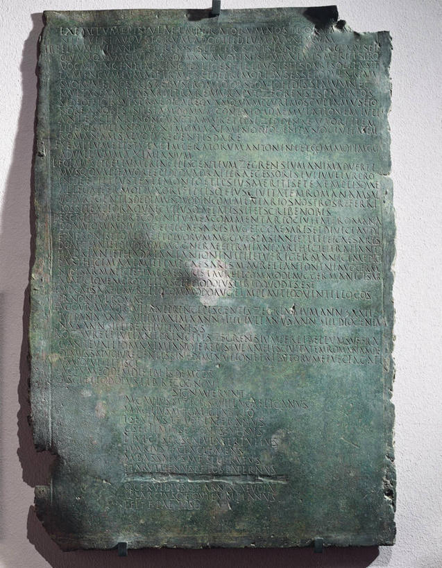 无人,竖图,室内,白天,历史,古罗马,古代,摄影,青铜,稳定,拉丁文,美术工艺,彩图,法律,立法