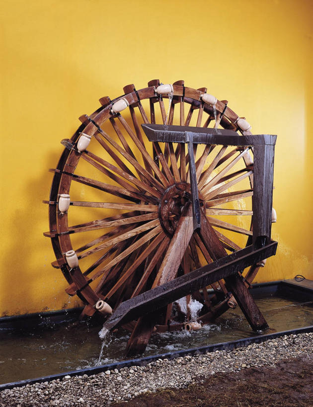 无人,竖图,室外,白天,水,木制,水车,古典,历史,古罗马,古代,一个,模型,工业,摄影,单个,古代文明,美术工艺,彩图,过去