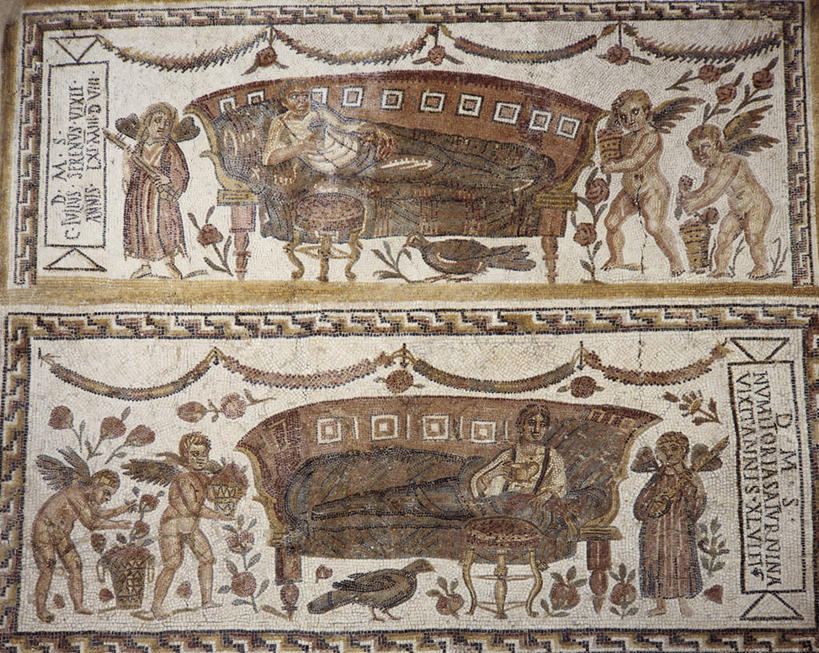 裸体,无人,横图,竖图,正面,床,桌子,突尼斯,表演,花纹,图案,乐器,拿着,历史,饮食,古罗马,花,动物,两只,摄影,侧卧,丘比特,白肉,古代文明,彩图,影棚拍摄