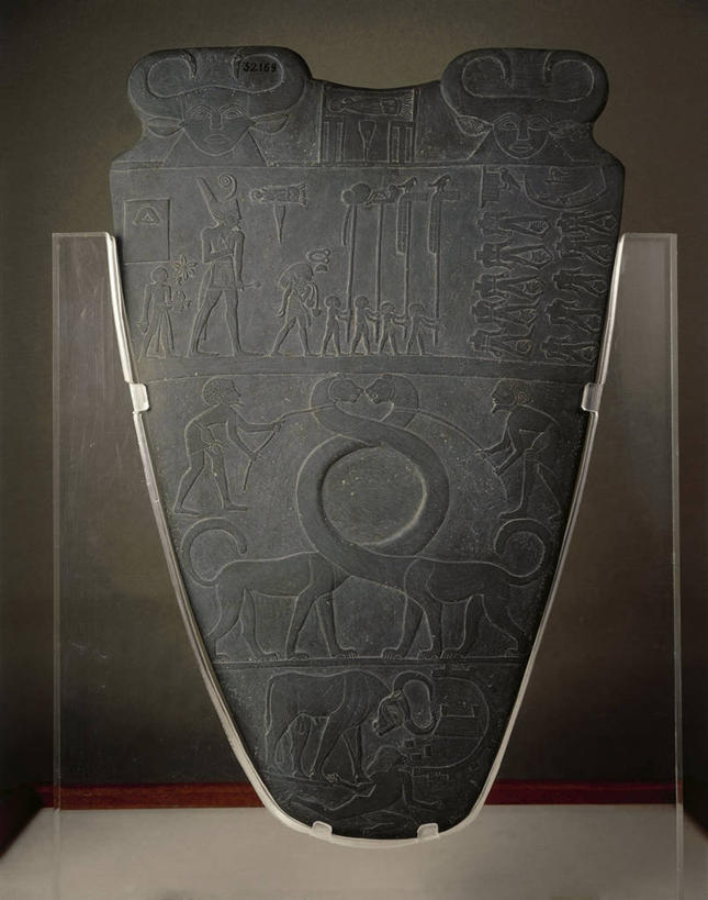 无人,竖图,特写,埃及,对抗,艺术,冲突,鸟类,标志,符号,头饰,历史,标识,古代,一个,摄影,单个,中东,法老,犯人,猫科动物,手艺,处罚,皇室,性别符号,古埃及文明,古代文明,美术工艺,颈,王冠,彩图,影棚拍摄,浅浮雕,男性符号,雕刻术,过去