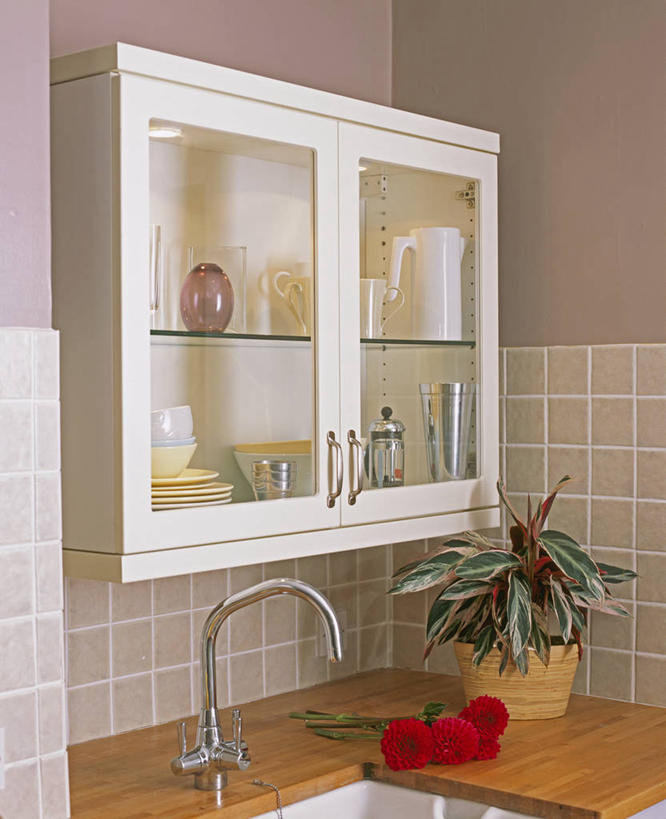 无人,竖图,室内,白天,厨房,测量,木制,瓷砖,水槽,水龙头,眼镜,现代,英格兰,白色,米色,摄影,彩图