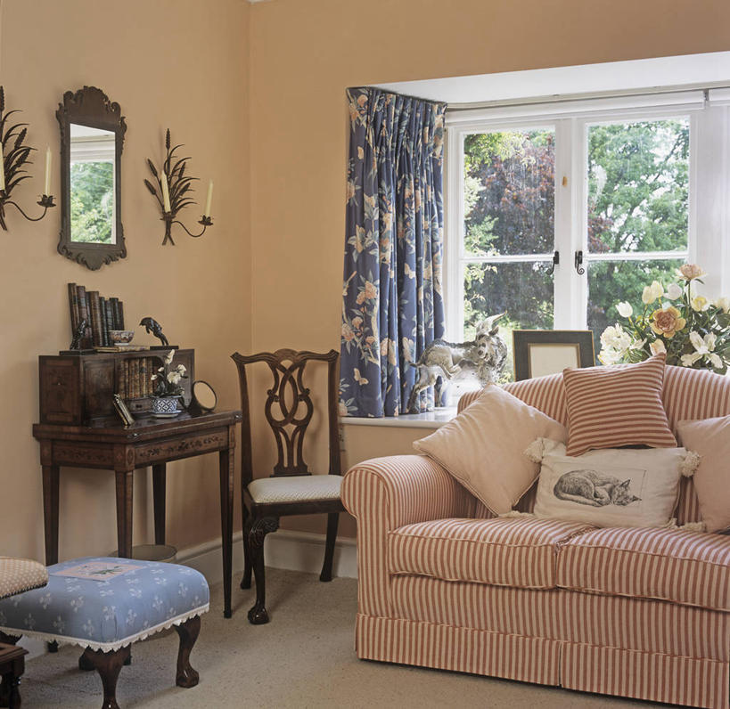 无人,横图,方图,室内,白天,窗帘,沙发,椅子,条纹,英格兰,摄影,古董,起居室,软垫,式样,彩图