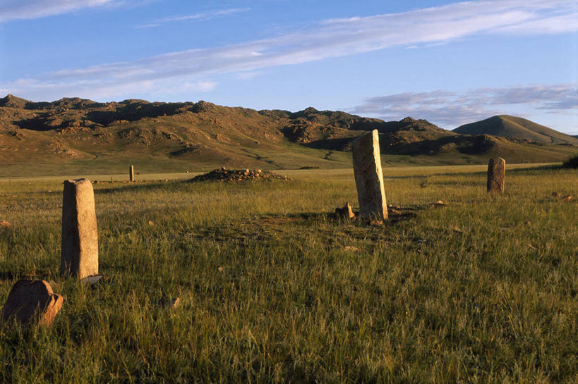 无人,横图,室外,白天,正面,旅游,度假,美景,山,山脉,植物,蒙古,亚洲,阴影,枯萎,光线,影子,景观,山峰,云,云朵,枯草,山峦,云彩,娱乐,草,黄色,蓝色,白云,蓝天,天空,阳光,自然,群山,天,享受,休闲,景色,放松,晴朗,自然风光,东亚,草原之国,蒙古国,外蒙,外蒙古,库苏古尔省,晴空,彩图