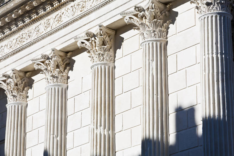 无人,博物馆,横图,室外,白天,仰视,旅游,度假,名胜古迹,标志建筑,地标,建筑,雕塑,法国,欧洲,一排,阴影,研究,遗迹,艺术,整齐,装饰,光线,雕刻,雕像,影子,柱子,教育,古迹,文物,娱乐,建设,古建筑,排列,阳光,工艺品,享受,休闲,旅游胜地,放松,纪念,展览,美术,西欧,队列,欣赏,法兰西,主题,陈列,古文明,法兰西共和国,尼姆,功能,美学,法兰西第五共和国,加尔省,朗格多克.鲁西永,典藏,朗格多克.鲁西永大区,彩图,低角度拍摄