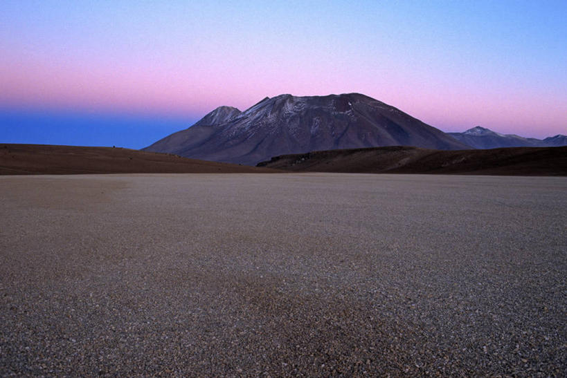 无人,横图,室外,白天,正面,旅游,度假,石头,美景,日落,山,山脉,智利,石子,景观,山峰,晚霞,霞光,落日,山峦,娱乐,自然,黄昏,群山,享受,休闲,景色,彩霞,南美,放松,南美洲,拉丁美洲,自然风光,美洲,亚美利加洲,南亚美利加洲,智利共和国,夕照,薄暮,安托法加斯塔大区,石块,岩石,夕阳,彩图,傍晚,洛阿省,斜阳
