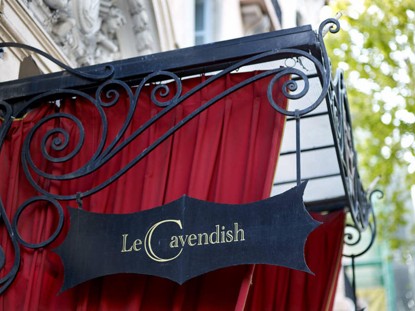 无人,家,栏杆,横图,室外,白天,仰视,度假,美景,植物,城市风光,城市,法国,欧洲,戛纳,阴影,朦胧,模糊,光线,英文,标志,文字,影子,字符,字母,房屋,屋子,景观,围栏,娱乐,标识,护栏,楼房,住宅,树,树木,绿色,阳光,自然,享受,休闲,景色,放松,生长,成长,英文字母,西欧,法兰西,滨海阿尔卑斯,法兰西共和国,法兰西第五共和国,普罗旺斯.阿尔卑斯.蓝色海岸,普罗旺斯.阿尔卑斯.蓝色海岸大区,滨海阿尔卑斯省,坎城,康城,彩图,低角度拍摄,房子