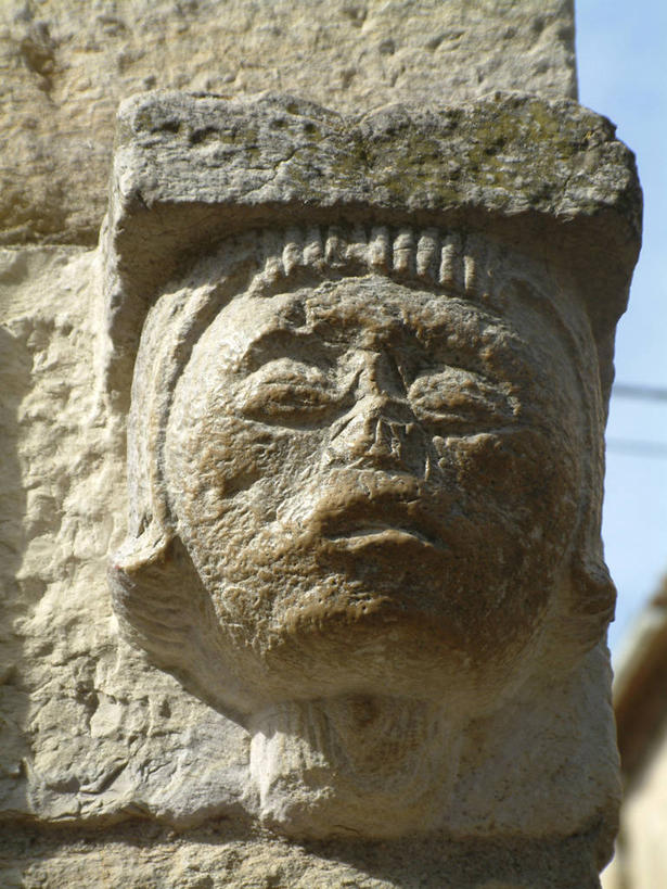 无人,竖图,室外,特写,白天,仰视,旅游,度假,美景,雕塑,法国,欧洲,阴影,艺术,装饰,光线,雕刻,雕像,影子,景观,娱乐,石雕,蓝色,蓝天,天空,阳光,自然,工艺品,天,享受,休闲,景色,放松,晴朗,纪念,美术,西欧,法兰西,自然风光,主题,陈列,万里无云,法兰西共和国,功能,美学,法兰西第五共和国,南部.比利牛斯,南部.比利牛斯大区,塔恩.加龙省,晴空,晴空万里,彩图,低角度拍摄,皮伊塞尔西,阿尔比区