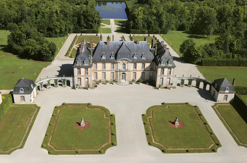 无人,家,横图,俯视,航拍,室外,白天,旅游,度假,草地,草坪,名胜古迹,植物,别墅,标志建筑,地标,建筑,法国,欧洲,阴影,遗迹,光线,影子,堡垒,城堡,房屋,屋子,公寓,古迹,文物,娱乐,建设,古建筑,洋房,楼房,住宅,草,树,树木,绿色,阳光,自然,享受,休闲,旅游胜地,放松,生长,成长,西欧,要塞,鸟瞰,法兰西,古文明,法兰西共和国,法兰西第五共和国,奥布省,香槟.阿登,香槟.阿登大区,设防,彩图,高角度拍摄,房子,塞纳河畔诺让区,拉莫特蒂利