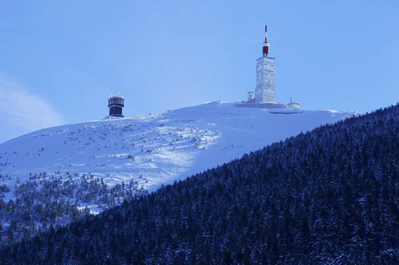 无人,横图,室外,白天,仰视,旅游,度假,美景,山,雪,雪山,植物,大雪,法国,欧洲,阿尔卑斯山,阴影,光线,影子,冰,积雪,景观,山峰,雪景,云,云朵,冬季,冬天,塔,山峦,云彩,娱乐,树,树木,蓝色,绿色,白云,蓝天,天空,阳光,自然,天,享受,休闲,景色,放松,寒冷,生长,晴朗,成长,冰冷,西欧,普罗旺斯,法兰西,自然风光,阿尔卑斯山脉,法兰西共和国,冯杜山,法兰西第五共和国,严寒,冰凉,酷寒,凛冽,凛凛,极冷,普罗旺斯省,普罗旺斯.阿尔卑斯.蓝色海岸,普罗旺斯.阿尔卑斯.蓝色海岸大区,晴空,彩图,低角度拍摄