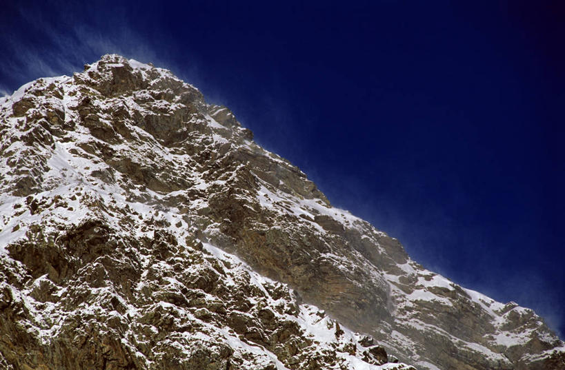无人,横图,室外,白天,仰视,旅游,度假,美景,山,雪,雪山,大雪,法国,欧洲,阴影,光线,影子,冰,积雪,景观,泥土,山峰,土壤,雪景,冬季,冬天,山峦,娱乐,蓝色,蓝天,天空,阳光,自然,天,享受,休闲,景色,放松,寒冷,晴朗,冰冷,西欧,法兰西,自然风光,万里无云,法兰西共和国,法兰西第五共和国,严寒,冰凉,酷寒,凛冽,凛凛,极冷,南部.比利牛斯,上比利牛斯省,南部.比利牛斯大区,晴空,晴空万里,彩图,低角度拍摄,科特雷特