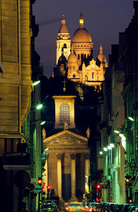 无人,家,教堂,竖图,室外,夜晚,正面,旅游,度假,名胜古迹,标志建筑,地标,建筑,路灯,夜景,照明,法国,巴黎,巴黎圣母院,欧洲,一排,许多,阴影,节日,遗迹,整齐,并列,并排,光线,影子,房屋,屋子,灯光,首都,很多,古迹,文化,文物,娱乐,建设,古建筑,楼房,住宅,灯,排列,天空,天,祈祷,享受,休闲,健康,旅游胜地,放松,许愿,宗教,信仰,纪念,哥特式,祈求,照亮,基督教,照明设备,西欧,队列,法兰西,平行,信念,古文明,哥特式建筑,法兰西共和国,蒙马特,圣心教堂,圣心堂,巴黎圣母院大教堂,法兰西第五共和国,法兰西岛,法兰西岛大区,蒙马特区,平安,彩图,房子,大教堂,礼拜堂,巴黎省,巴黎市,蒙马特高地