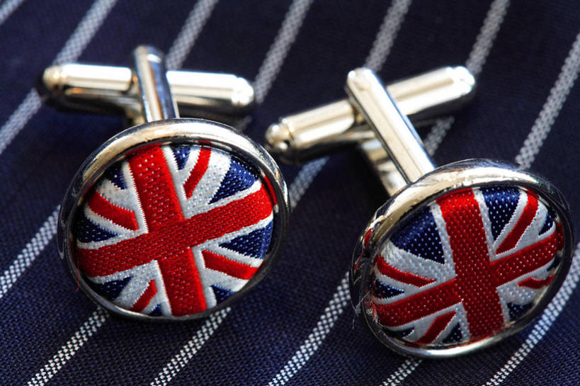 无人,商店,横图,俯视,室内,特写,白天,购物,消费,超市,静物,旗帜,国旗,阴影,条纹,反射,影子,纽扣,两个,红色,蓝色,白色,英国国旗,金融,百货,钮扣,米字旗,服装店,选购,贸易,百货公司,服饰店,血拼,旗,彩图,高角度拍摄,购物商场,购物中心,商业中心,袖扣