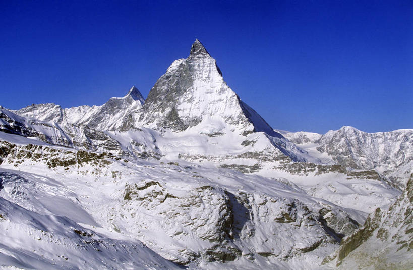 无人,横图,室外,白天,正面,旅游,度假,石头,美景,山,雪,雪山,大雪,瑞士,欧洲,阿尔卑斯山,阴影,光线,石子,影子,冰,积雪,景观,山顶,山峰,雪景,冬季,冬天,山峦,娱乐,蓝色,蓝天,天空,阳光,自然,天,享受,休闲,景色,放松,寒冷,晴朗,冰冷,自然风光,中欧,万里无云,严寒,瑞士联邦,冰凉,酷寒,凛冽,凛凛,极冷,颠峰,极峰,冰川之城,采尔马特,策尔马特,马特洪峰,石块,岩石,晴空,晴空万里,彩图,马特峰