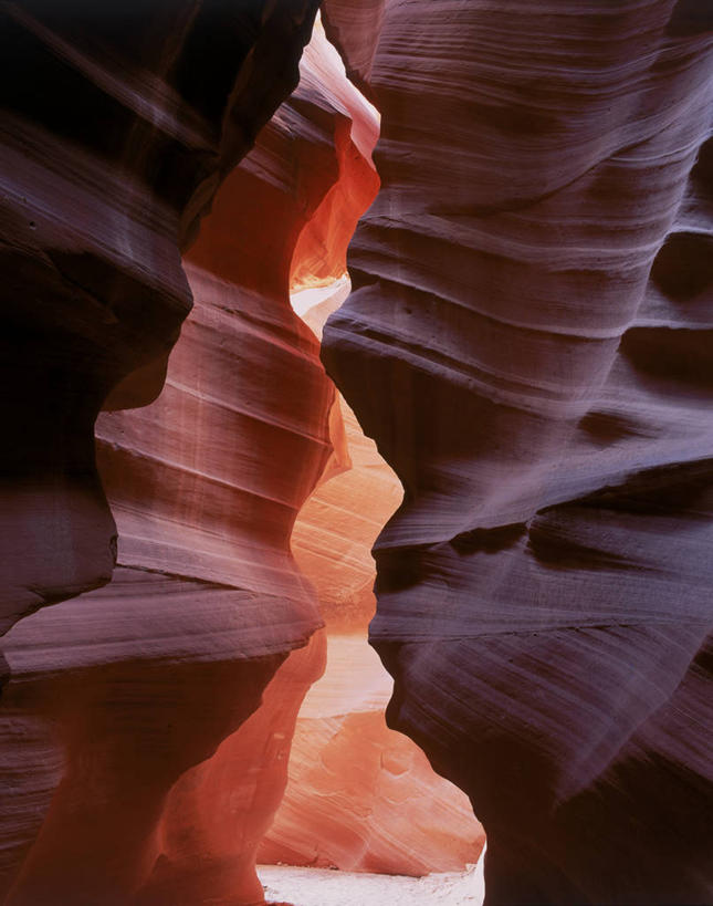 无人,公园,竖图,室外,白天,正面,旅游,度假,石头,美景,峡谷,美国,阴影,堆积,光线,石子,影子,景观,山谷,娱乐,阳光,自然,享受,休闲,景色,放松,腐蚀,侵蚀,风化,北美,北美洲,国家公园,岩层,自然风光,德克萨斯州,美洲,德克萨斯,得州,德州,得克萨斯州,孤星之州,北亚美利加洲,亚美利加洲,风蚀,石化,风蚀地貌,岩石层,大本德国家公园,石块,岩石,彩图