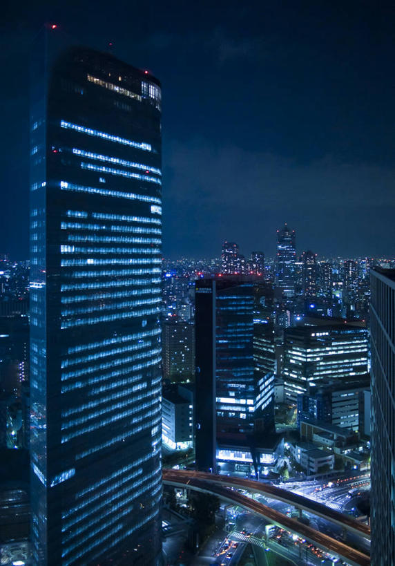 竖图,俯视,室外,夜晚,度假,夜生活,美景,城市风光,城市,建筑,摩天大楼,东京,日本,日本文化,景观,交通,首都,娱乐,享受,休闲,景色,放松,摄影,照亮,汐留,彩图,高角度拍摄