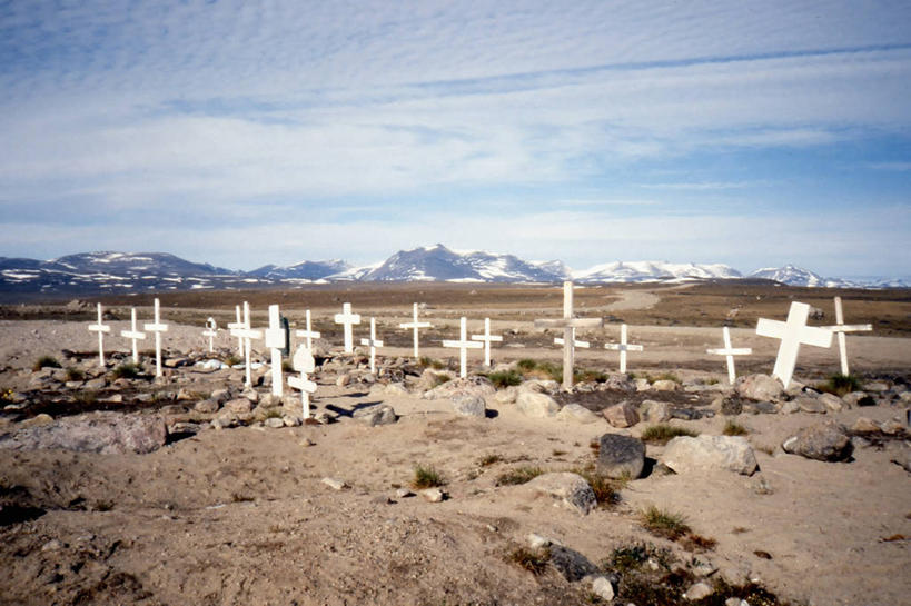 无人,横图,室外,白天,沙漠,山脉,雪山,加拿大,许多,十字形,地平线,地形,辽阔,地面,很多,风景,墓地,广阔,摄影,一望无际,北美,北美洲,延伸,美洲,万里无云,天地相交,北亚美利加洲,亚美利加洲,巴芬岛,努纳武特,努纳武特领地,无边无际,一马平川,彩图,努那福特,冻原