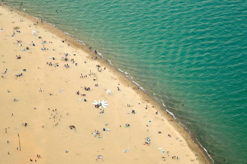 横图,俯视,航拍,室外,白天,度假,城市,美国,弯曲,沙子,许多人,自然,一群人,摄影,北美,鸟瞰,反差,伊利诺斯州,密歇根湖,芝加哥市,海滩,彩图,高角度拍摄
