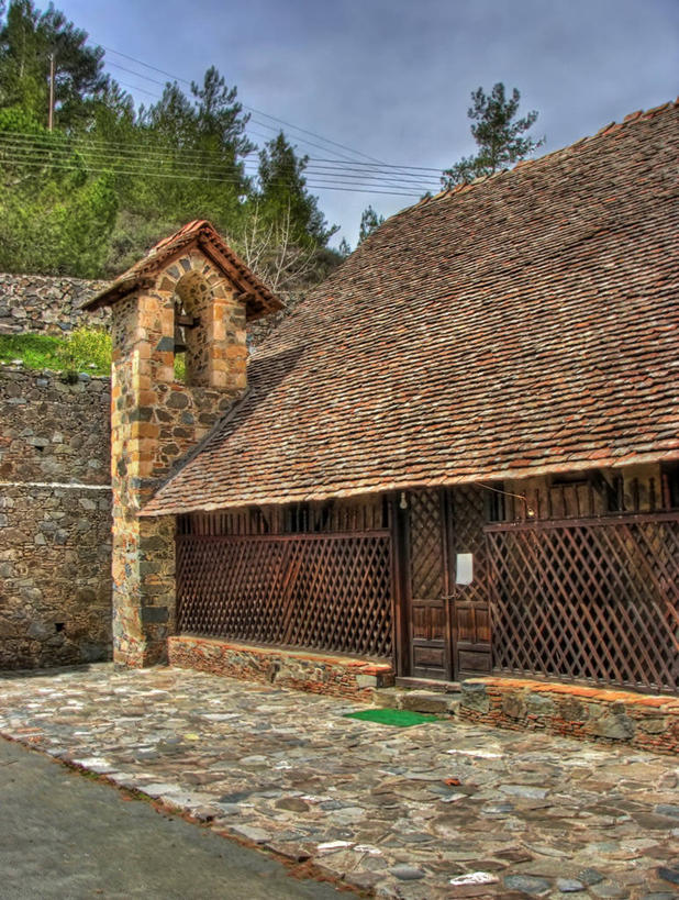 无人,教堂,竖图,室外,白天,建筑,塞浦路斯,亚洲,木制,屋顶,钟楼,首都,石墙,树,摄影,宗教,部分,西亚,塞浦路斯共和国,尼科西亚,彩图,联合国教科文组织