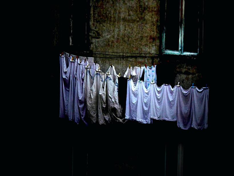 无人,横图,室外,夜晚,窗户,意大利,吊挂,悬挂,墙,挂,干净,洗衣服,衣服,晾衣服,摄影,烘干,彩图