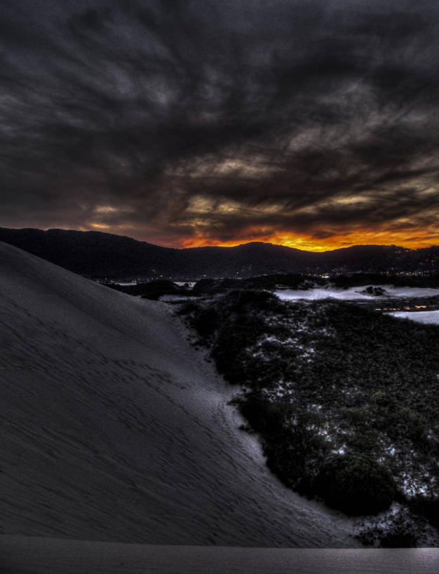 无人,竖图,室外,夜晚,留白,神秘,海浪,海洋,日落,巴西,云,沙丘,安静,摄影,彩图
