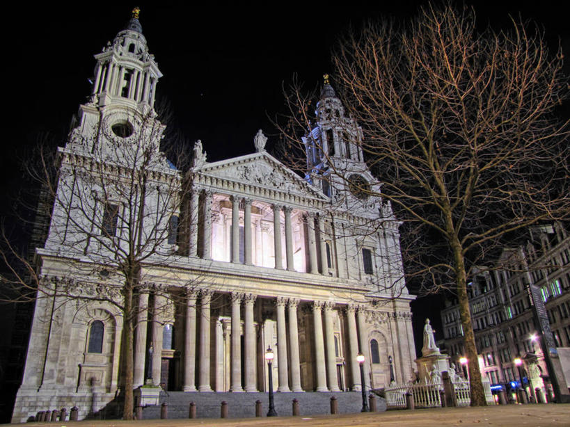 无人,横图,室外,夜晚,仰视,城市,建筑,英国,首都,圣保罗大教堂,摄影,照亮,基督教,英国文化,彩图,低角度拍摄,大教堂