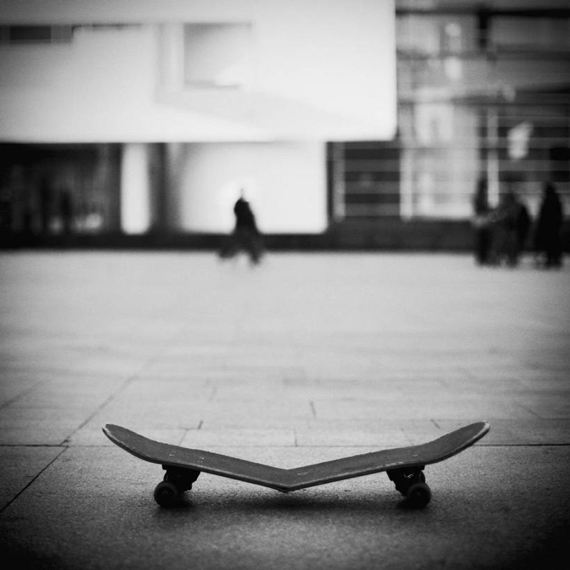 广场,方图,黑白,室外,白天,滑冰,巴塞罗那,人行道,摄影,滑板,不幸,滑板运动,晕影