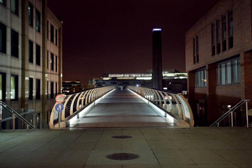 无人,横图,室外,夜晚,消失点,天际线,建筑,英国,首都,摄影,人行桥,照亮,美术馆,伦敦千禧桥,彩图