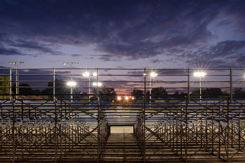 无人,横图,室外,运动,美国,云,看台,体育场,黄昏,摄影,宁静,照亮,彩图,泛光照明