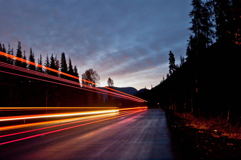 无人,公园,横图,室外,运动模糊,日出,森林,路,加拿大,树,运输,摄影,迅速,北美,北美洲,美洲,剪影,北亚美利加洲,亚美利加洲,卑诗省,不列颠哥伦比亚,不列颠哥伦比亚省,大不列颠哥伦比亚,彩图,旅行,曼宁省立公园,卑斯省