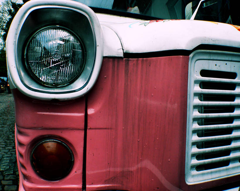 无人,横图,室外,特写,白天,照明,英国,欧洲,英格兰,灯,灯具,运输,摄影,肮脏,部分,照亮,照明设备,西欧,大不列颠,邋遢,前照灯,前大灯,大不列颠及北爱尔兰联合王国,大不列颠及爱尔兰联合王国,车前灯,龌龊,污秽,萨塞克斯,萨塞克斯郡,苏塞克斯,东萨塞克斯郡,彩图,大不列颠王国,大英帝国,联合王国,日不落帝国,布赖顿,格柵