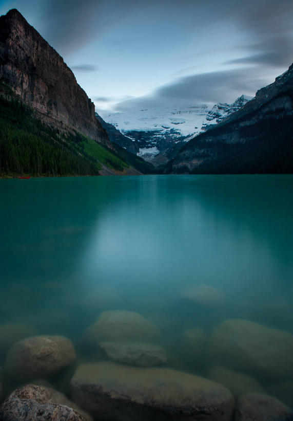 无人,竖图,室外,湖,美景,山,山脉,加拿大,景观,云,风景,自然,黄昏,景色,摄影,宁静,自然风光,班夫国家公园,亚伯达,露易斯湖,彩图