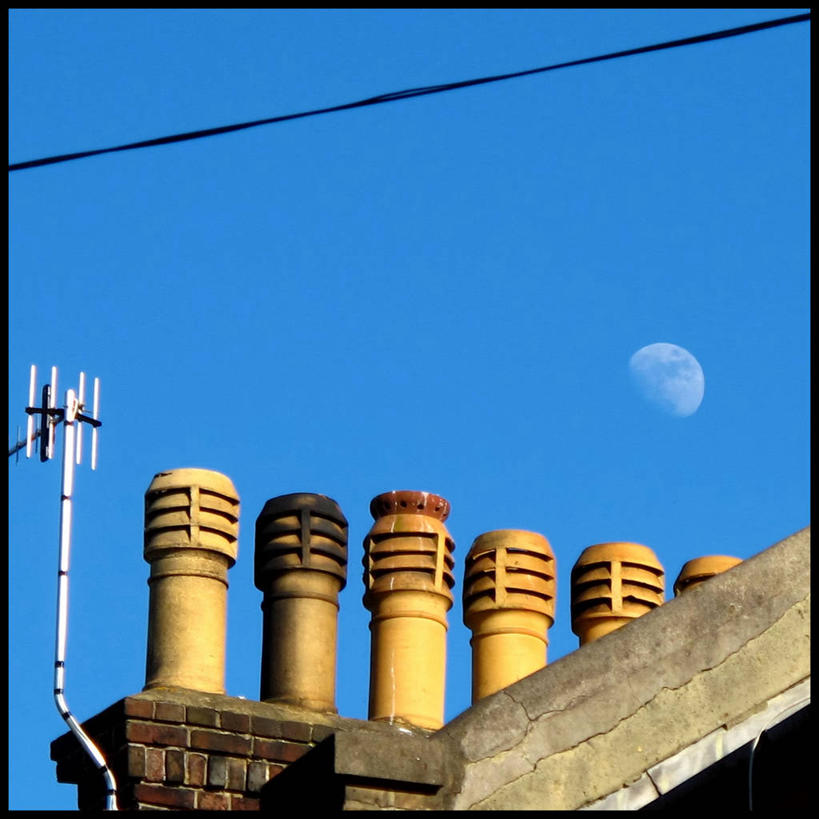 无人,方图,室外,烟囱,建筑,英国,欧洲,月亮,联系,英格兰,黄昏,夏天,摄影,能源,西欧,大不列颠,大不列颠及北爱尔兰联合王国,万里无云,大不列颠及爱尔兰联合王国,萨塞克斯,萨塞克斯郡,苏塞克斯,东萨塞克斯郡,彩图,大不列颠王国,大英帝国,联合王国,日不落帝国,电力线,布赖顿
