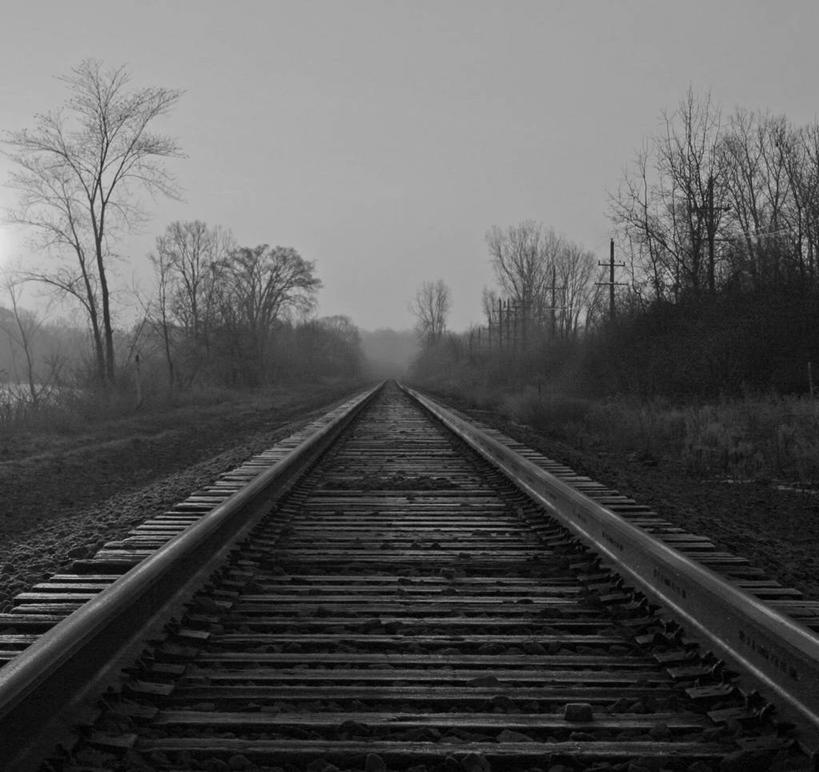 无人,横图,黑白,室外,日出,路,铁路,美国,轨道,交通,铁轨,天空,运输,摄影,北美,北美洲,美洲,北亚美利加洲,亚美利加洲,密歇根,密歇根州,貂熊州,狼獾之州,狼獾州,安娜堡,美利坚合众国