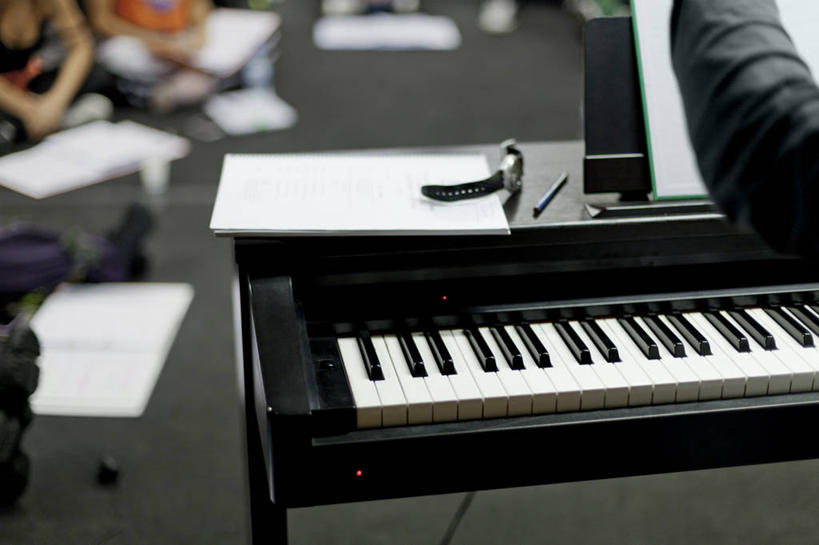 横图,室内,特写,西班牙,巴塞罗那,钢琴,音乐,摄影,腕表,知识,文档,彩图,古典乐