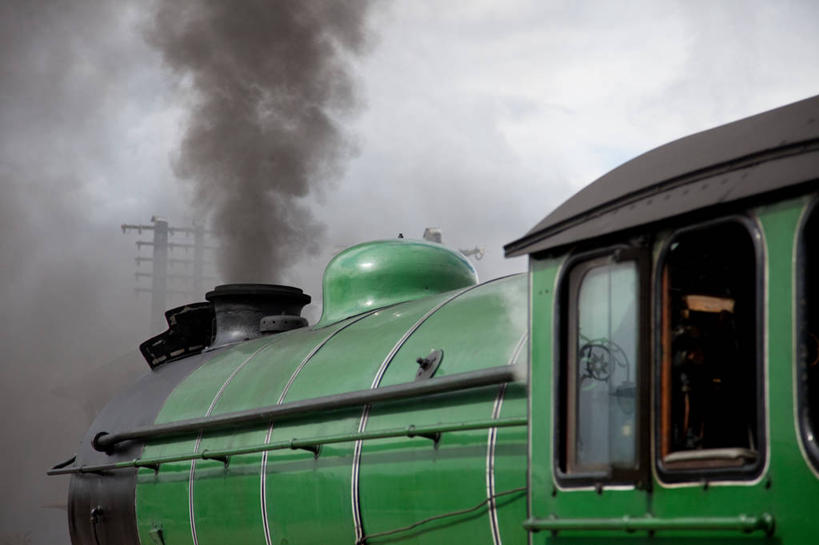 无人,横图,室外,白天,英国,古典,苏格兰,绿色,天空,烟,运输,摄影,污染,空气污染,蒸汽机车,彩图,过去