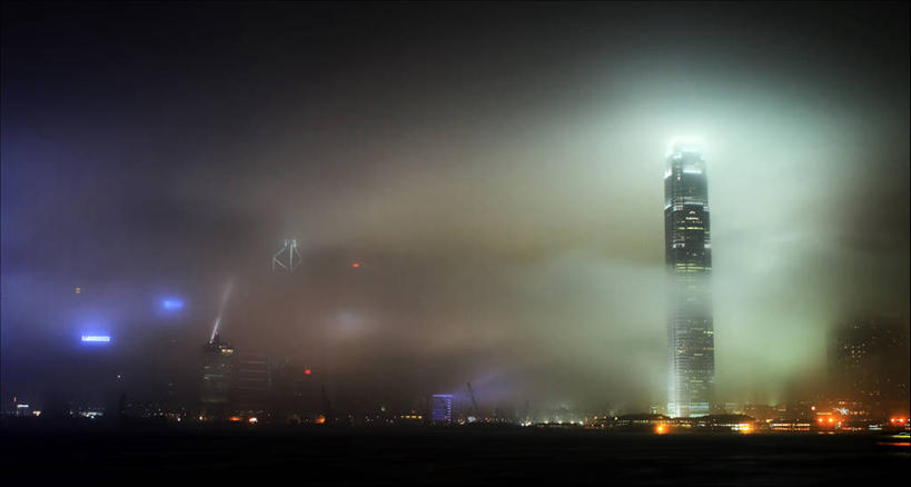 无人,横图,室外,夜晚,天际线,雾,城市,建筑,摩天大楼,香港,塔,现代,维多利亚港,天空,摄影,照亮,尖沙咀,香港岛,彩图